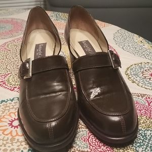 These are sexy business shoes  with a 2" heel